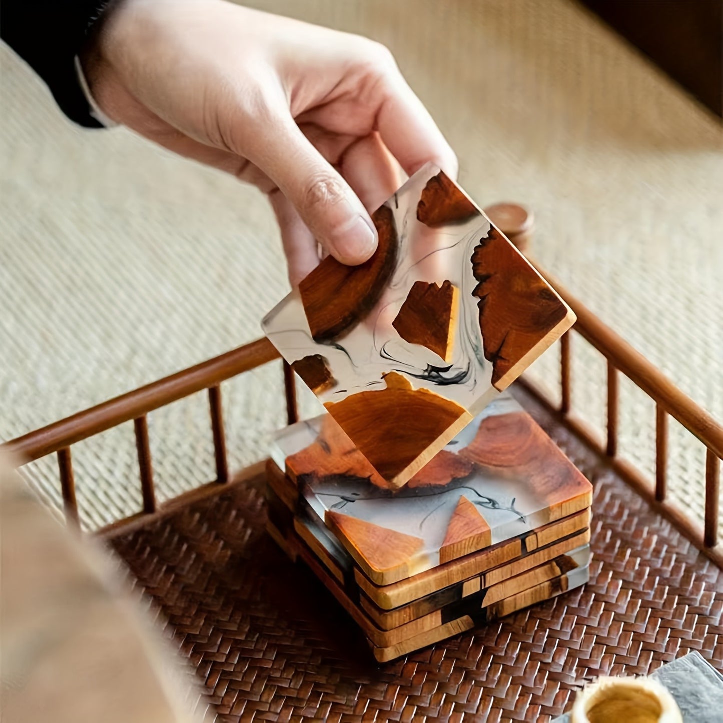 4pcs, Handmade Drink Coaster Set Modern Wooden Coasters Epoxy Resin Cedar Coster for Coffee Table, Tabletop Protection Decor (Epoxy Resin Cedar Coster)