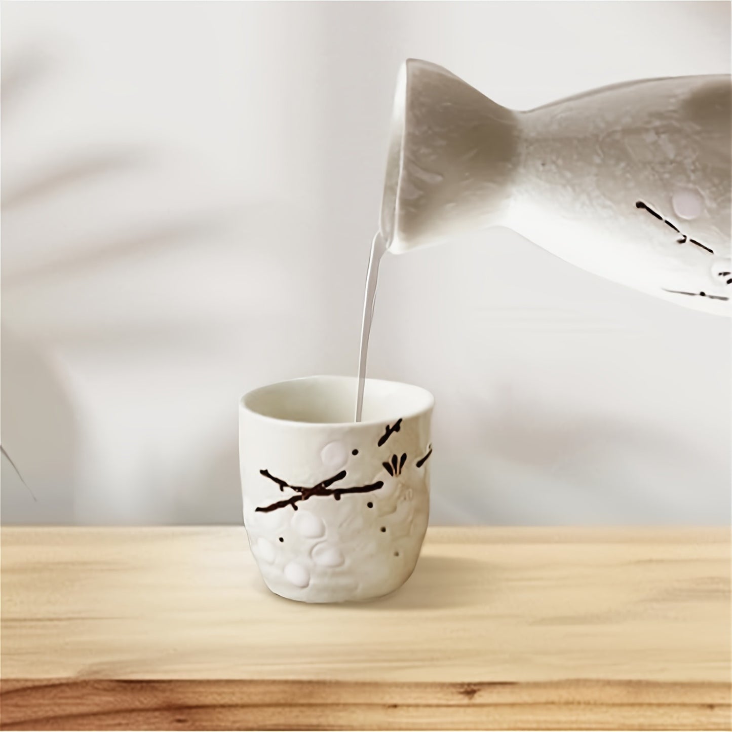 Japanese ceramic sake barware set, beige tea set for making tea and drinking, with hand-painted plum blossom pattern, handmade, suitable for sushi restaurants or families
